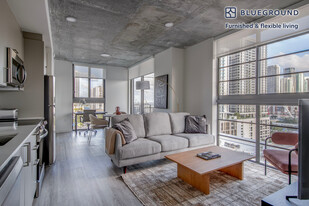 23 NE 17th Ter, Unit SI FL17-ID100 in Miami, FL - Building Photo