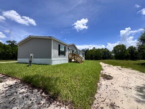 5375 Pioneer 2nd St in Clewiston, FL - Building Photo - Building Photo