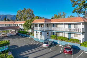 Del Coronado Apartments in San Jose, CA - Foto de edificio - Building Photo