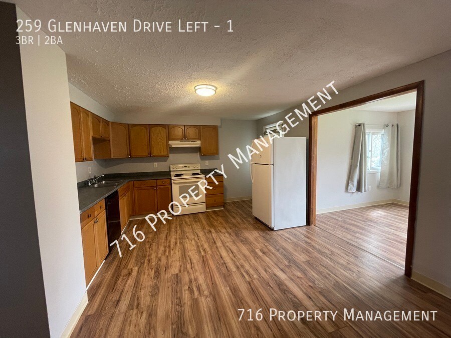 259 Glenhaven Dr in Buffalo, NY - Building Photo