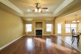 3200 SW Calm Ridge Rd in Bentonville, AR - Building Photo - Building Photo