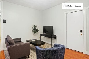 29 Cummings Rd in Boston, MA - Building Photo