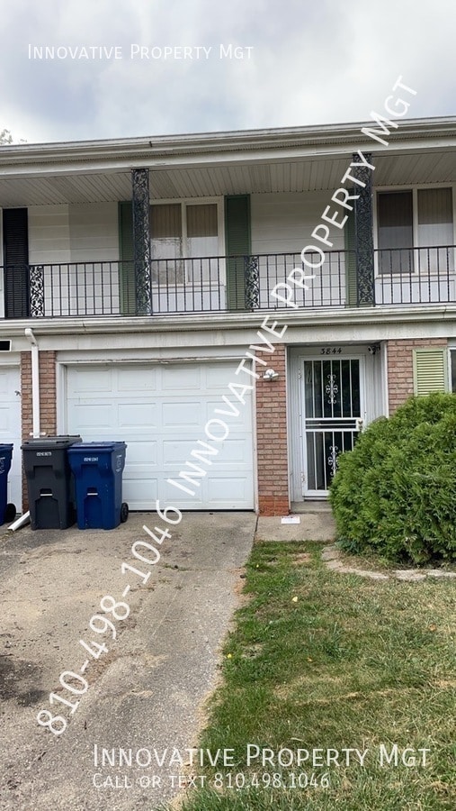 3844 Park Forest Dr in Flint, MI - Building Photo - Building Photo