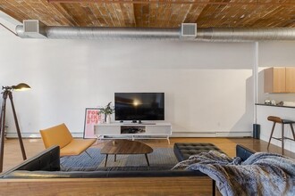 717 Atlantic Ave in Boston, MA - Building Photo - Building Photo