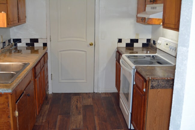 712 Farrowood Dr in Columbia, SC - Building Photo - Building Photo