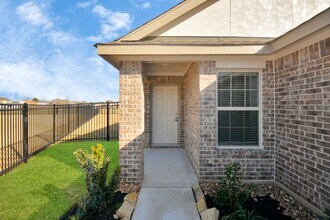32511 Orchard Haze Dr in Brookshire, TX - Building Photo - Building Photo
