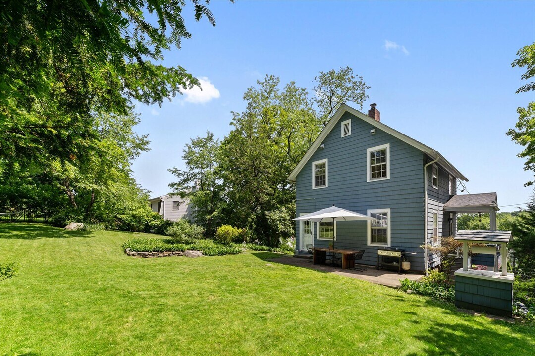 105 James St in Hastings On Hudson, NY - Building Photo