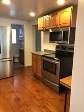 159 Purdy Hill Rd in Monroe, CT - Foto de edificio - Building Photo