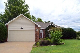 1307 SE 21st St in Bentonville, AR - Building Photo - Building Photo