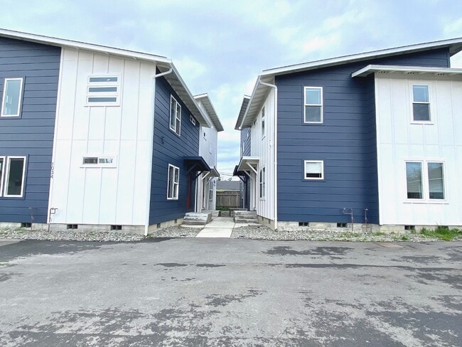 1022 Villa Way in Arcata, CA - Building Photo - Building Photo