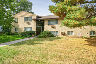 Fielding Garden Senior (55+) Apartments in Rochester, NY - Building Photo - Building Photo