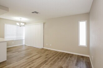 2446 Millcroft Dr in Henderson, NV - Building Photo - Building Photo