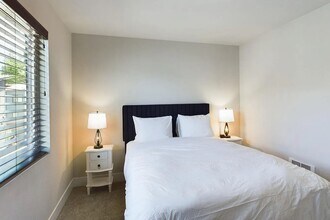 510 Coho Walk SE in Sammamish, WA - Building Photo - Building Photo