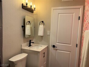 1001 Griffith Ave in Las Vegas, NV - Building Photo - Building Photo