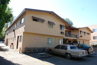 4733 Orion Ave in Sherman Oaks, CA - Building Photo - Building Photo