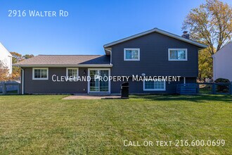 2916 Walter Rd in Westlake, OH - Building Photo - Building Photo