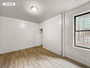 45 Bay 28th St in Brooklyn, NY - Building Photo - Building Photo