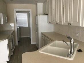 7580 Andora Dr in Sarasota, FL - Building Photo - Building Photo