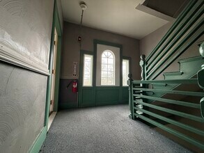 342 Broadway in North Attleborough, MA - Building Photo - Building Photo