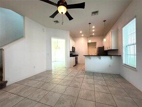 9362 Tyrella Pine Trail in Winter Garden, FL - Building Photo - Building Photo