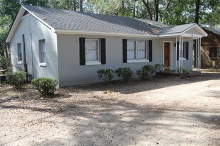 1118 W Gordon Ave in Albany, GA - Building Photo