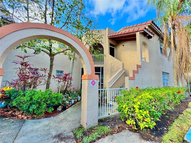8734 SW 3rd St in Pembroke Pines, FL - Building Photo - Building Photo