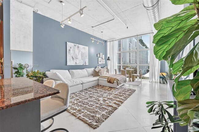 property at 2001 Biscayne Blvd
