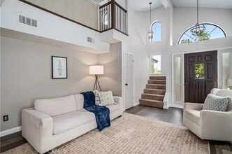 4554 Meadow Pl in Quartz Hill, CA - Foto de edificio - Building Photo