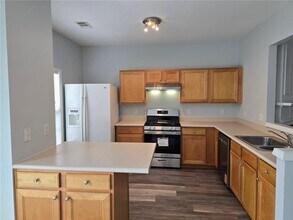 909 Prestwyck Ct in Alpharetta, GA - Building Photo - Building Photo