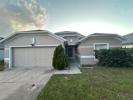 209 Aberdeen St in Davenport, FL - Building Photo