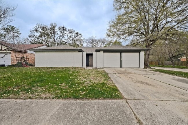 6523 Brookgate Dr in Spring, TX - Building Photo - Building Photo