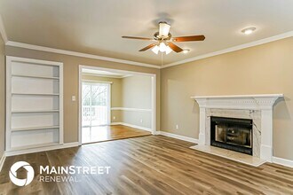 1005 Strobus Ct in Wendell, NC - Foto de edificio - Building Photo