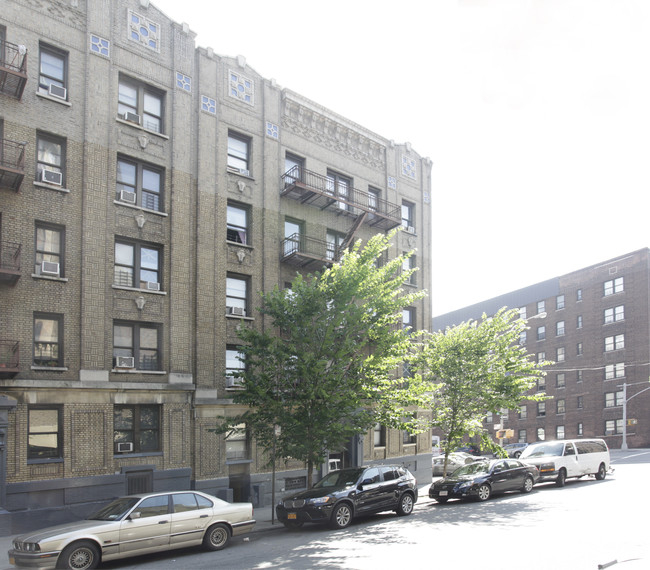 501 W 187th St in New York, NY - Building Photo - Building Photo