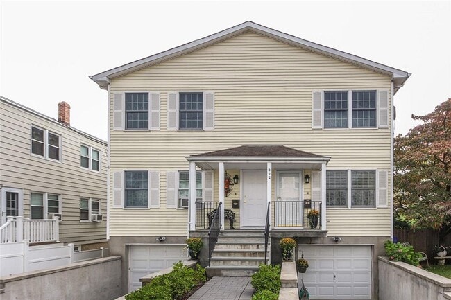 property at 222 Lakeview Ave