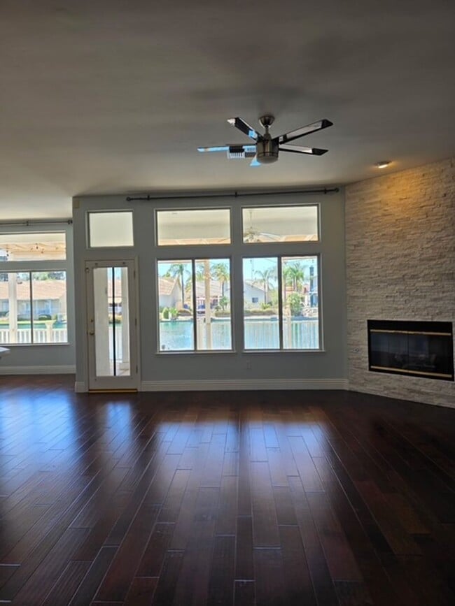 8309 Waterfield Dr in Bakersfield, CA - Building Photo - Building Photo