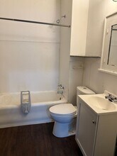 2010 N 9th St in Springfield, IL - Building Photo - Building Photo