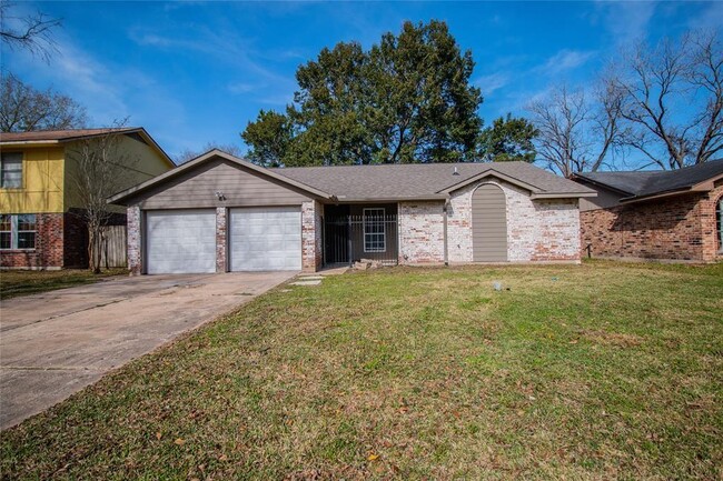 19326 Leafwood Ln in Houston, TX - Building Photo - Building Photo