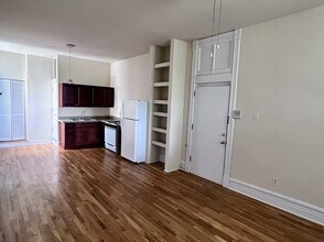 2148 N Halsted St in Chicago, IL - Building Photo - Building Photo