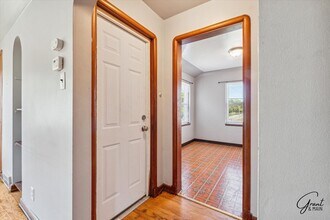 5076 Chalmers St in Detroit, MI - Building Photo - Building Photo