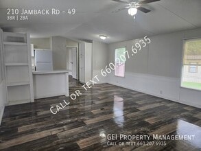 210 Jamback Rd in Anniston, AL - Building Photo - Building Photo