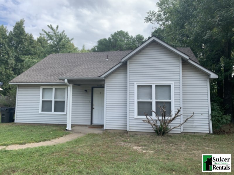 1502 Nelms St in Jonesboro, AR - Building Photo