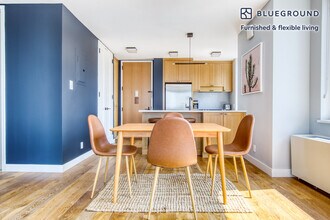560 W 43rd St in New York, NY - Building Photo - Building Photo