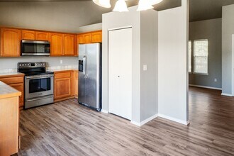 5310 S Myrtle Ln in Spokane, WA - Foto de edificio - Building Photo