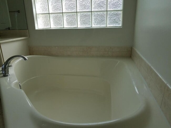 369 W Coral Trace Cir in Delray Beach, FL - Building Photo - Building Photo