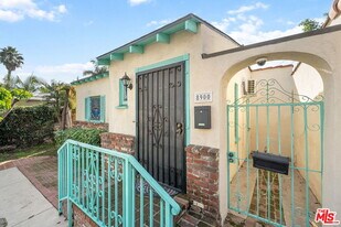 8900 Guthrie Ave in Los Angeles, CA - Building Photo