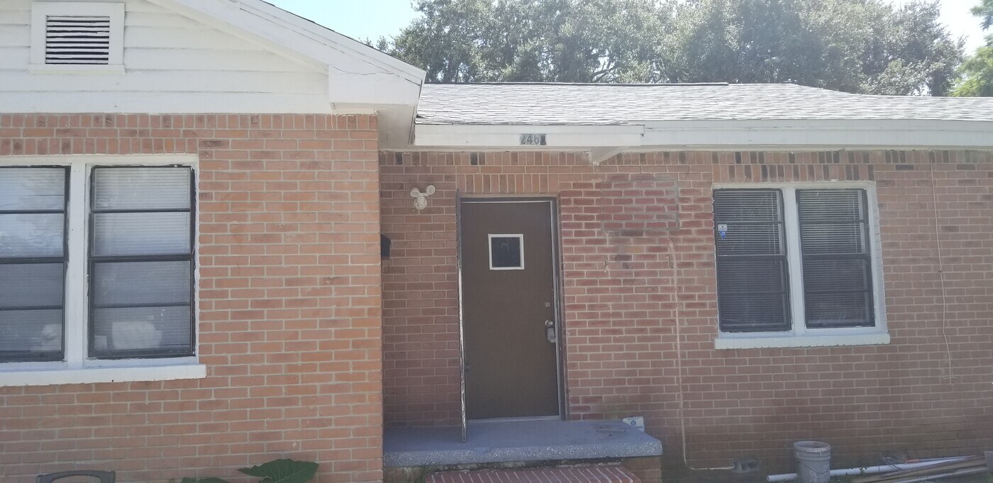2460 Melrose Ave S in St. Petersburg, FL - Building Photo