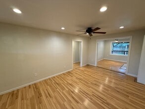 1070 SW 16th Ave in Albany, OR - Building Photo - Building Photo