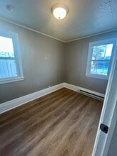 614 Reed St in Neenah, WI - Building Photo - Building Photo