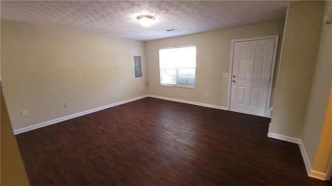 8313 Max Ct in Douglasville, GA - Building Photo - Building Photo