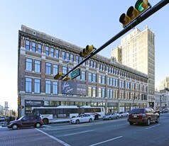 Hahne and Co. in Newark, NJ - Building Photo